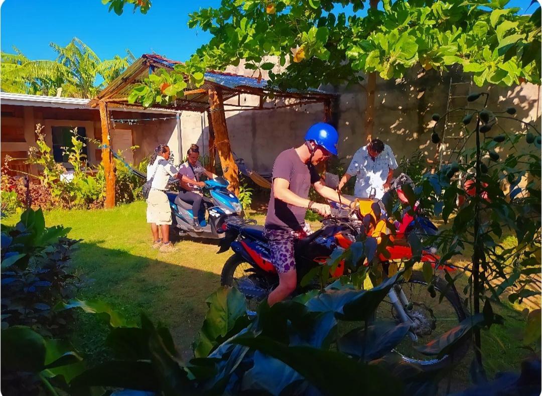 Rustic House Hostel モヨガルパ エクステリア 写真